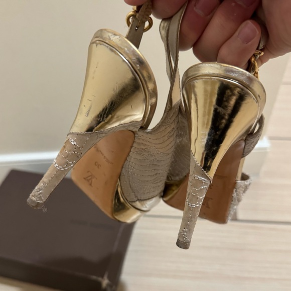 Louis Vuitton Satin Metallic Gold Motard Piccadilly Peep Toe Slingback Platform - Picture 12 of 13